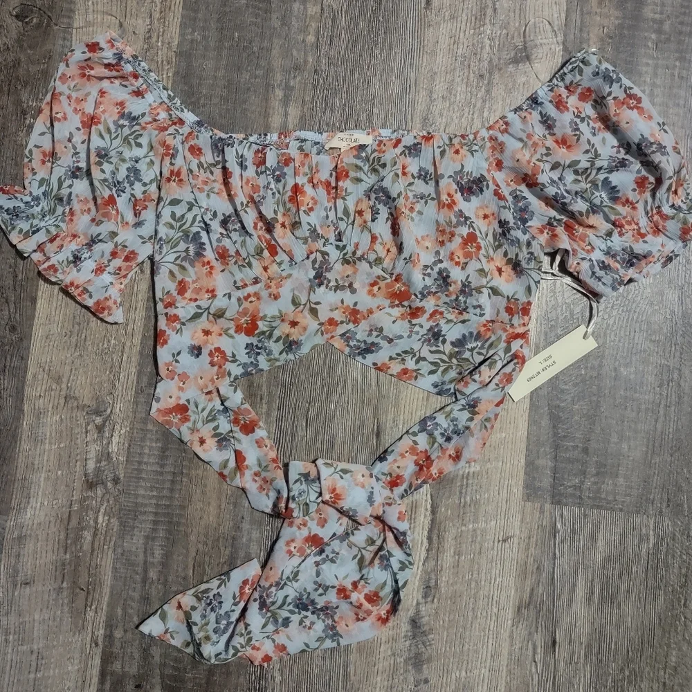 Floral Crisscross Crop Top Size Small - Picture 4 of 8